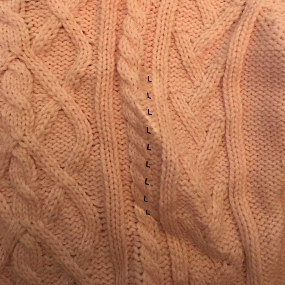 Sweater - Picture 4 of 4